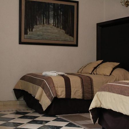 Hotel Feria Jalisciense à San Juan de los Lagos Extérieur photo