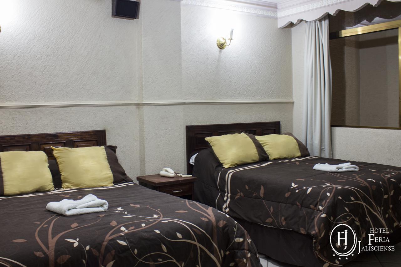 Hotel Feria Jalisciense à San Juan de los Lagos Extérieur photo