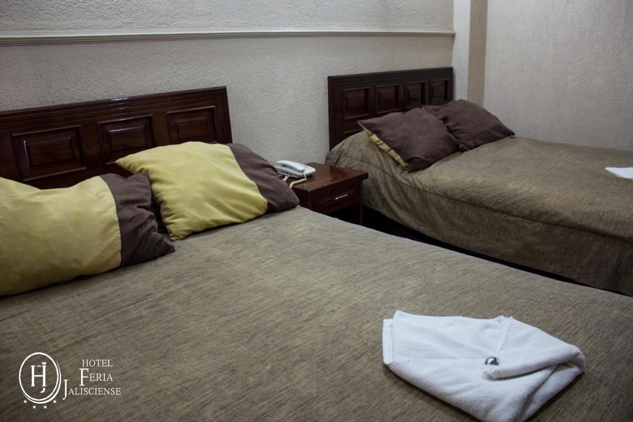 Hotel Feria Jalisciense à San Juan de los Lagos Extérieur photo